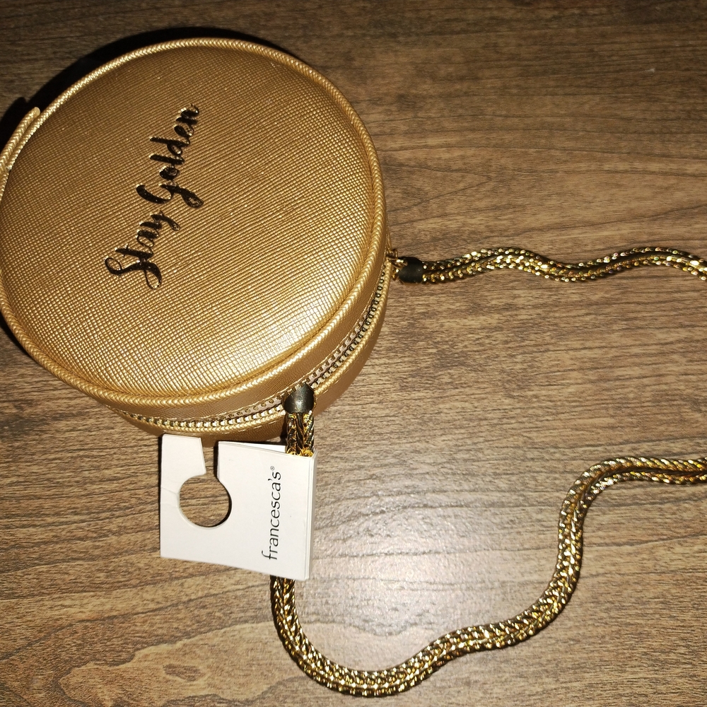 Francesca's Collections Gold Necklace